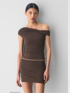 Aritzia original contour ravish top in rich mocha brown